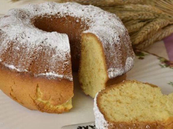Ciambella all'arancia e panna