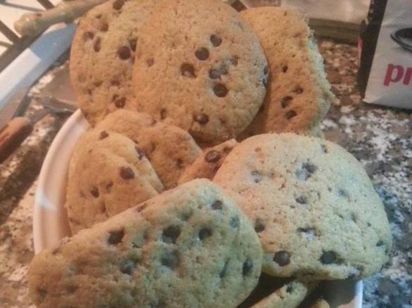 cookies con gocce di cioccolato
