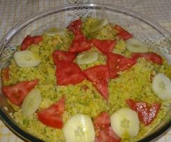 Cous cous leggero d'estate con verdure e ceci