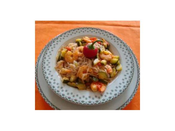 tagliolini al farro con gamberi e zucchine