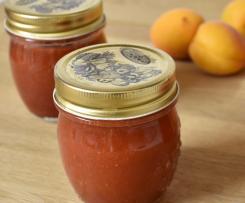 Confettura di fragole e albicocche