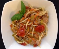 Pasta fresca con fiori di zucca e tonno