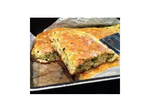 Torta salata di zucchine e yogurt