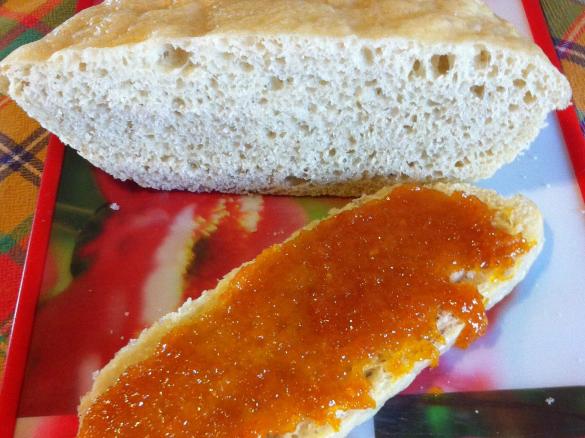 Marmellata ACE con pane a vapore
