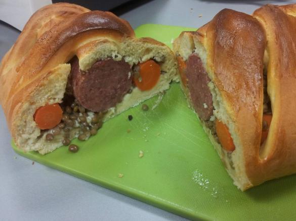 Cotechino e lenticchie in crosta di panbrioche