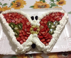 Torta fragolosa a forma di farfalla (Dedicata a mia figlia per i suoi 25 anni)