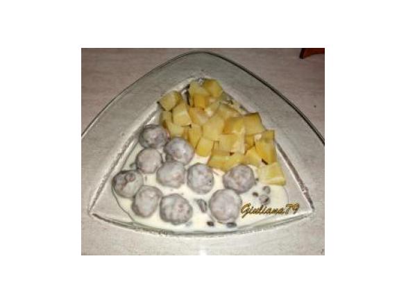 Polpettine In salsa di Capperi Con Contorno Di Patate