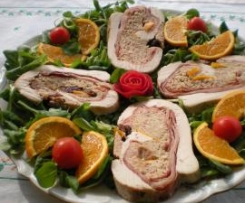 tacchino ripieno con salsa all'arancia
