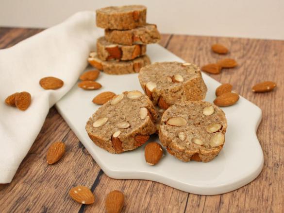 Rotolo vegano alle mandorle