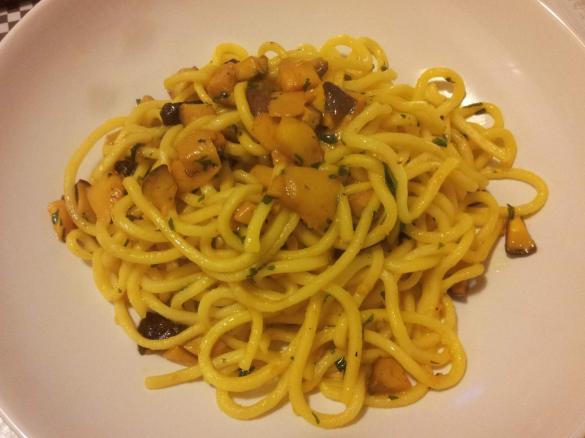 Troccoli ai porcini e zafferano