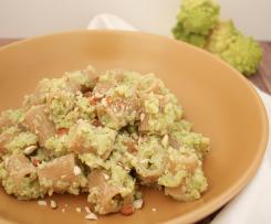 Pasta integrale con crema di cavolo romano