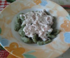 Gnocchi agli spinaci con crema rosa