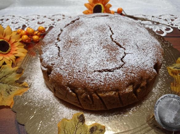 TORTA  AUTUNNALE CON ZUCCA E NOCCIOLE