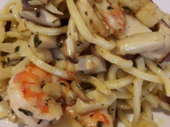 Troccoli con mazzancolle e porcini