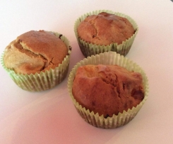 MUFFINS DI SOIA CON MELE, MANDORLE E UVETTA