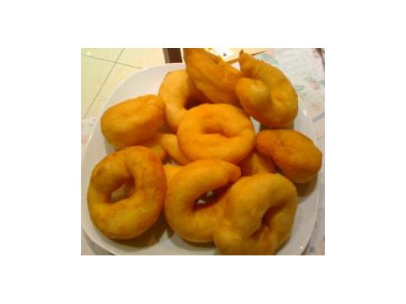 Cullurielli (ciambelline fritte di patate)