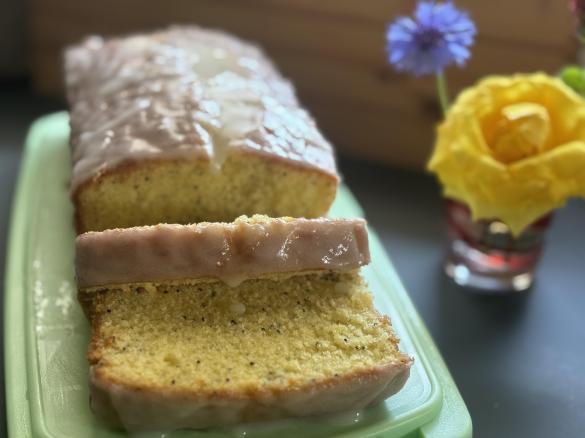 Lemon Poppy Seed Cake