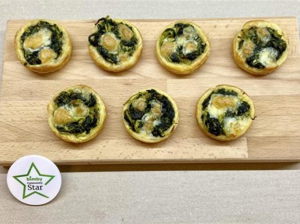 Mini Quiche friarielli, pancetta e scamorza