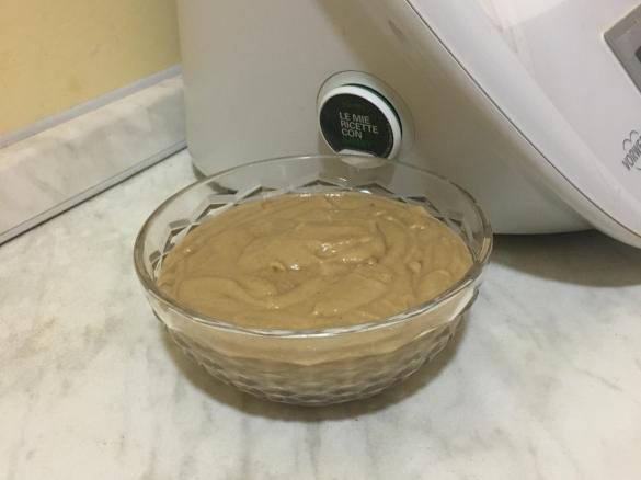 Hummus dolce alle banane e cannella