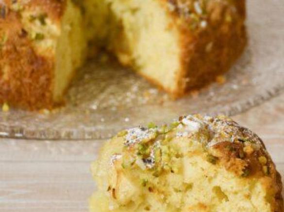 Torta di mele e pistacchi
