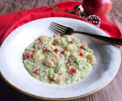 Risotto con avocado gamberetti e chicchi di melograno