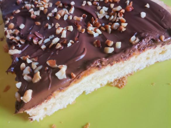 Crostata morbida alla crema di nocciola