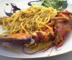 tagliolini all'astice con salsa di rucola