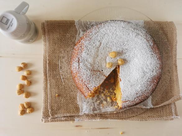 Torta Bimby di nocciole