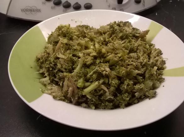 BROCCOLI AFFOGATI...NEL BIMBY CONTEST CONTORNI DI VERDURA