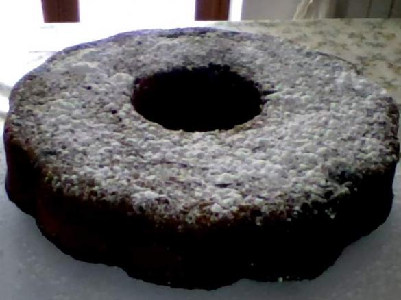 Ciambella all'arancia e briciole di cioccolato fondente