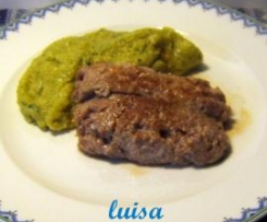 Polenta con broccoli e salamelle