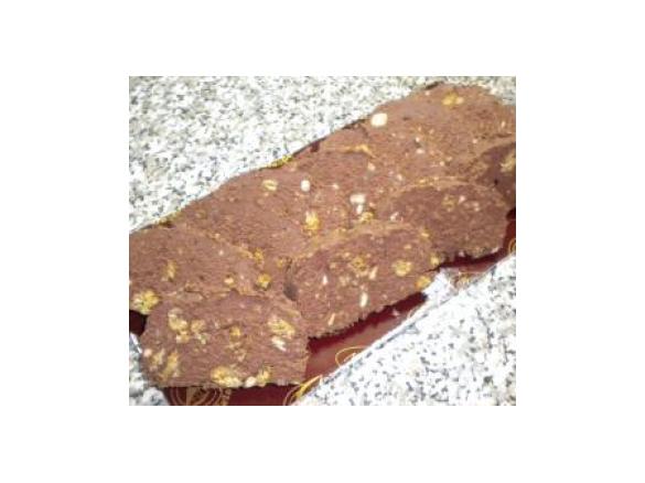 Salame di cioccolato con ricotta e nocciole