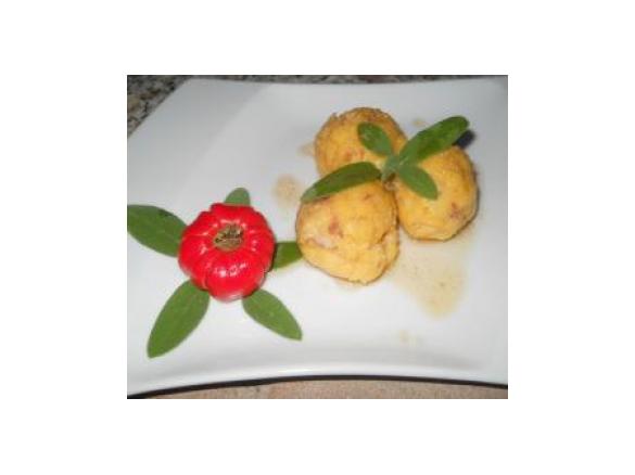 Gnocchi di Polenta con Bagoss e Salamella 