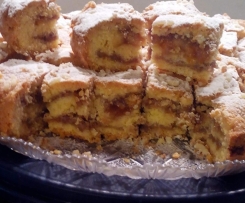 TORTA DI FROLLA CON MARMELLATA DI PESCHE E NOCI