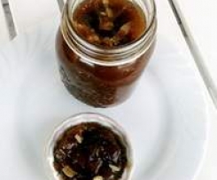 Marmellata speziata di fichi (accompagnamento a formaggi corposi)