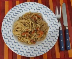 Spaghetti integrali veloci alle vongole e pomodorini