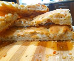 FOCACCIA CON I CICCIOLI