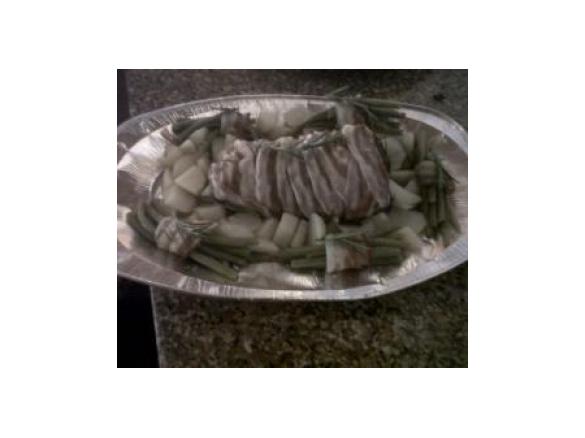 Tacchino porchettato con patate e fagiolini