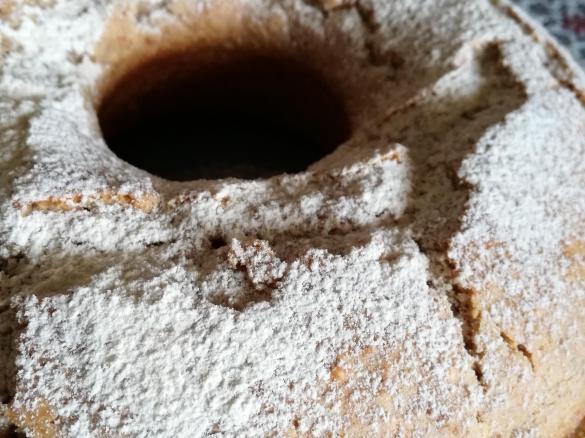 Torta integrale alle nocciole