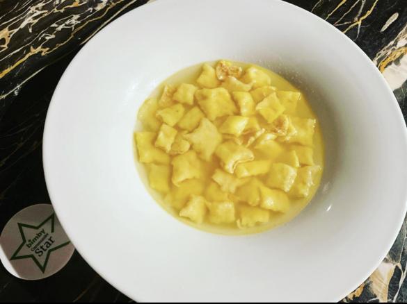 Spoja Lorda pasta ripiena da brodo