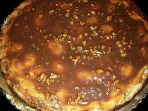 Snickers Cheesecake
