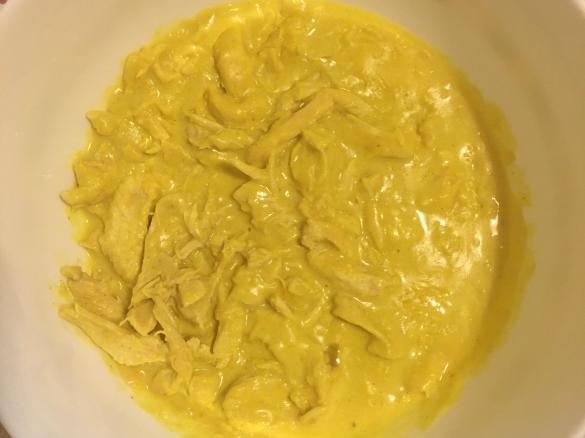 Straccetti di pollo allo yogurt e curcuma