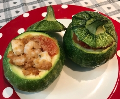 Zucchine tonde ripiene di gamberetti