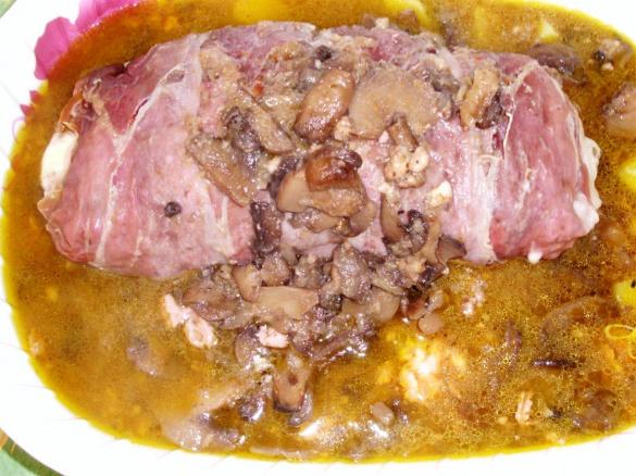 POLPETTONE DI CARNE AI FUNGHI