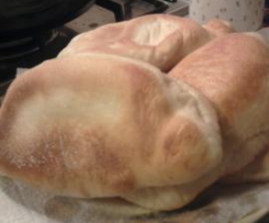 Panzerotti fritti con cipollotti