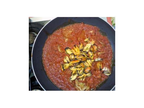 Sugo canocchie e cozze