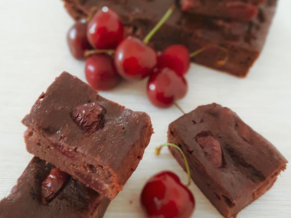 Banana bread al profumo di ciliegie e cacao - contest ciliegie