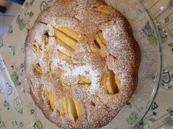 Torta di mele e albicocche 