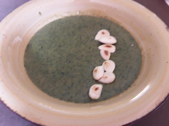 CREMA DI BORRAGINE E CURCUMA CON MANDORLE TOSTATE -CONTEST RICETTE LEGGERE