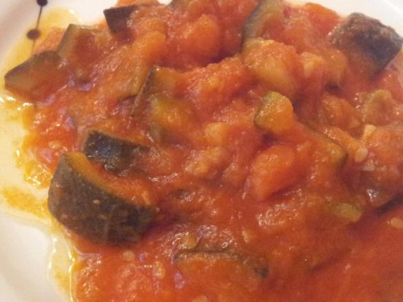 ZUCCHINE TRIFOLATE AL SUGO